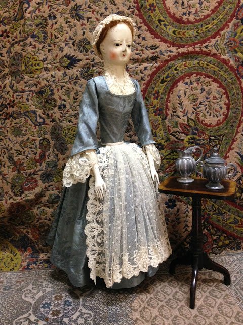 Туфли кукол Королева Анна и немного фото репродукций