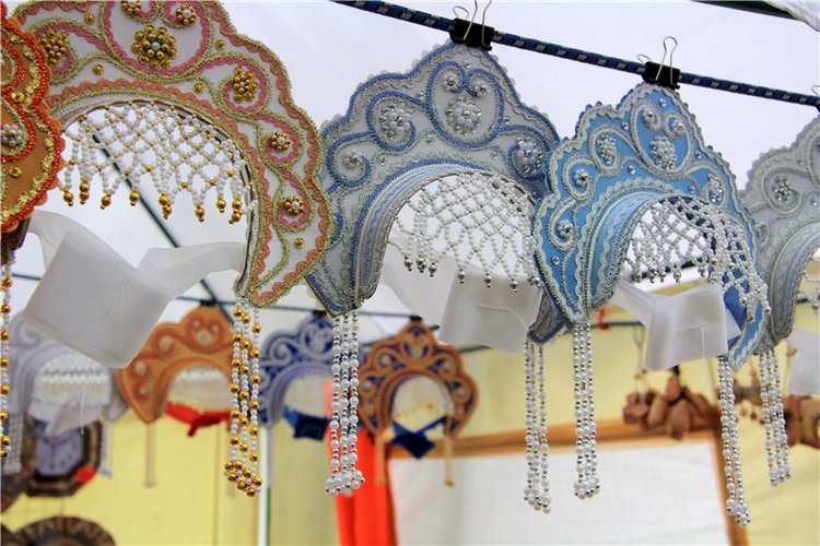 Троицкие гуляния у деревни Василёво, часть вторая. Архитектурно-этнографический музей под открытым небом "Василёво"