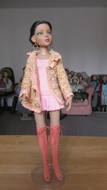 Думала обыкновенная Tonner Ellowyne, но наши люди... подсказали, что все не так просто (фото 8)