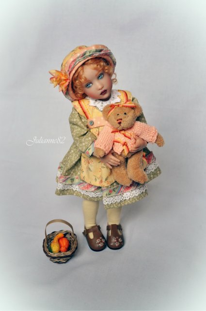 Оливия - девочка от Helen Kish