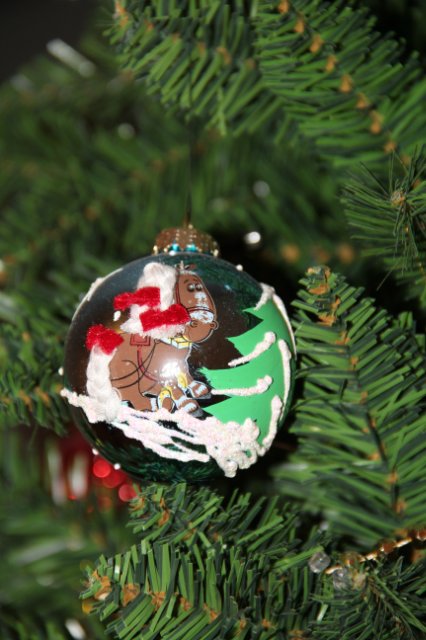 Необычные снеговики из обыденных вещей своими руками