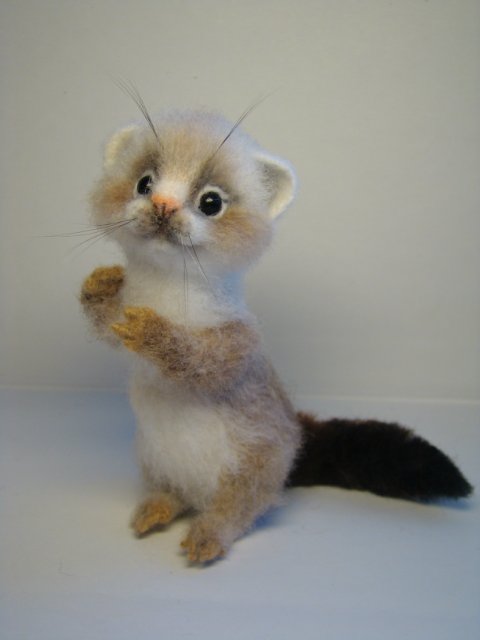 Хорёк. Авторская игрушка валянием Ольги Чернухо (фото 4)