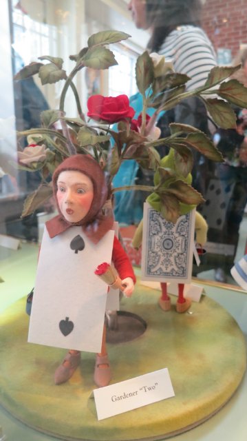 Впервые за 40 лет. День открытых дверей на кукольной фабрике R John Wright. Часть первая: Место, где рождаются куклы и