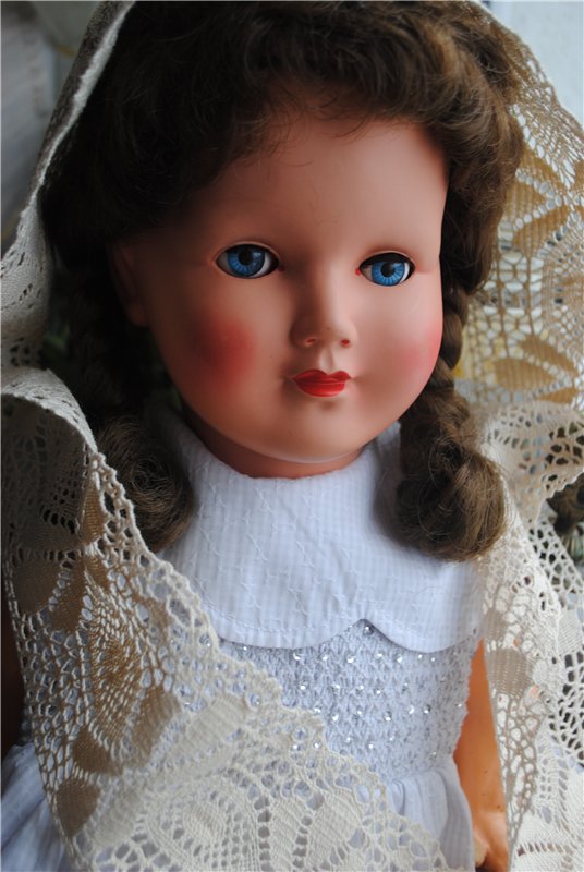 Славный пластик "бакелит"! У него отменный вид! Или возвращение бакелитового болванчика