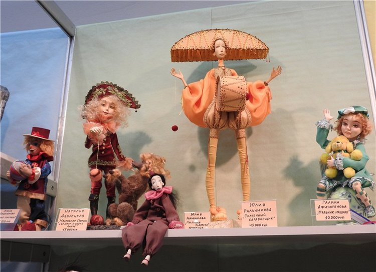 Экскурсия в страну чудес… Авторская кукла. Москва, Тишинка 2016