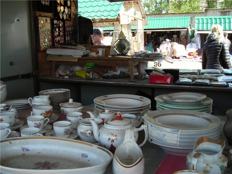 Барахолка - с нами рядом. Мы ее окинем взглядом | Бэйбики Барахолка - с нами рядом. Мы ее окинем взглядом