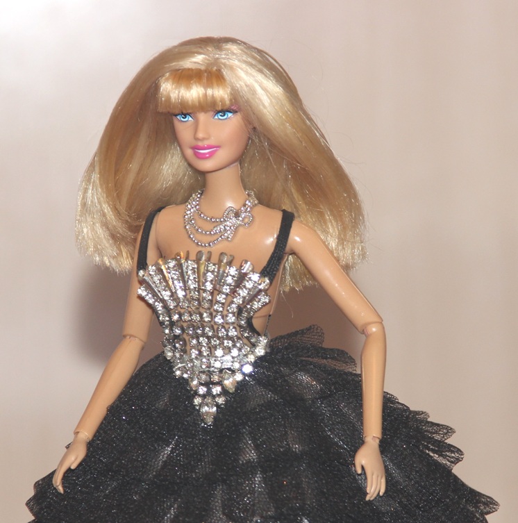 Пытаемся привести куклу в нормальный вид. Можно ли стричь кукле челку? МК (фото 10)