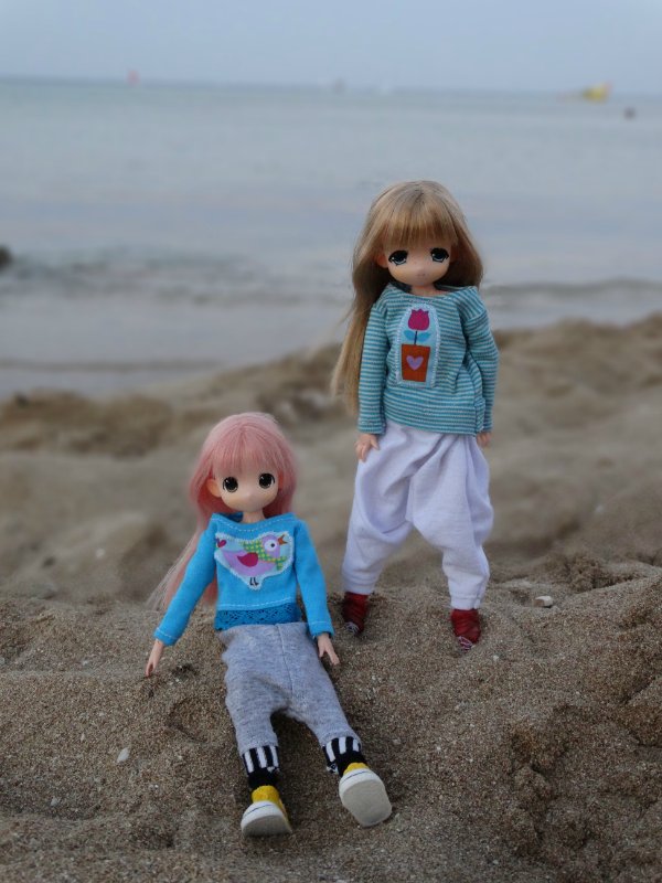 Девочки мамачап на Средиземном море (фото 4)