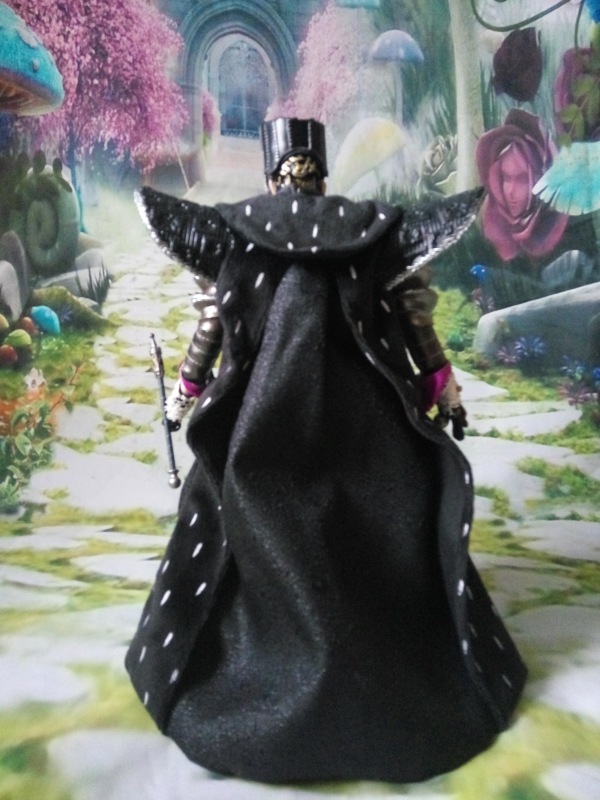 Моя колекция кукол ч1. Куклы Принцессы Диснея Алиса в зазеркалье и Золушка, Малефисента (фото 6)