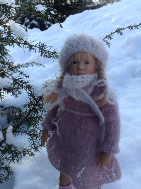 Зимняя фотосессия Сири. Siri mini club A. Himstedt (фото 9)