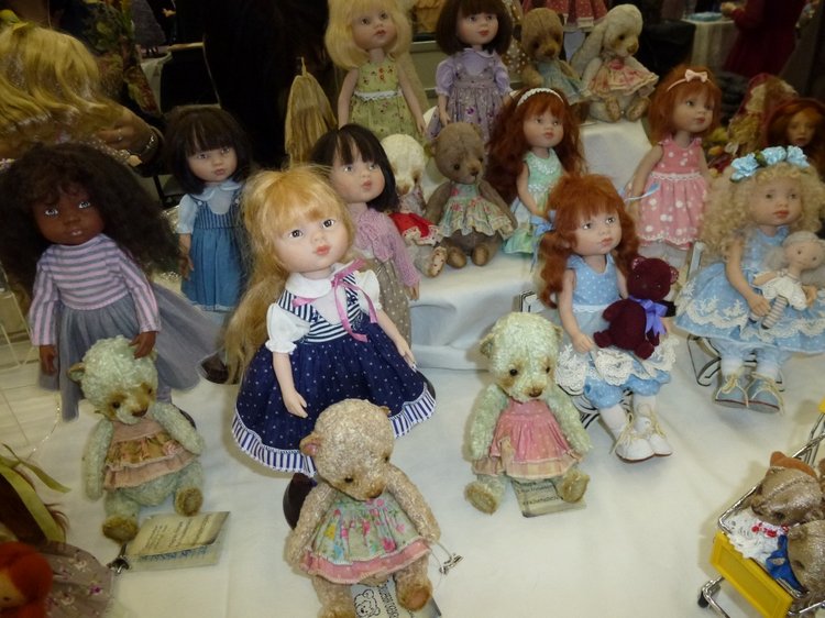 Весенний Бал Кукол на Тишинке: Куклы