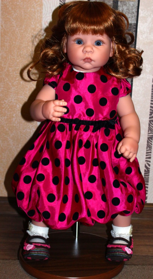 Любовь к Lee Middleton обязательна, можно ли остановится на одной кукле... мы в ожидании новенькой