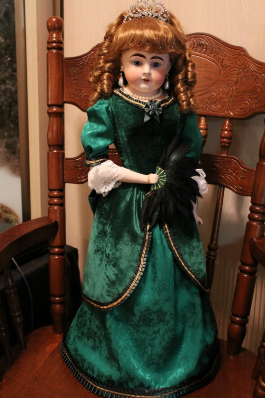 Дебютантка. Прекрасная незнакомка (фото 2)