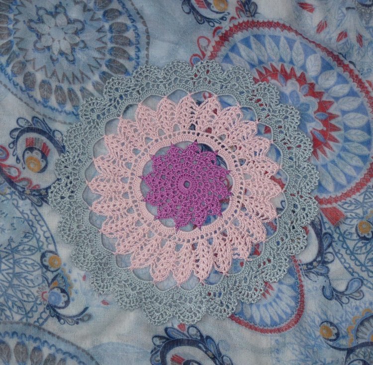 Мои новые работы - вязаные салфетки крючком (фото 5)