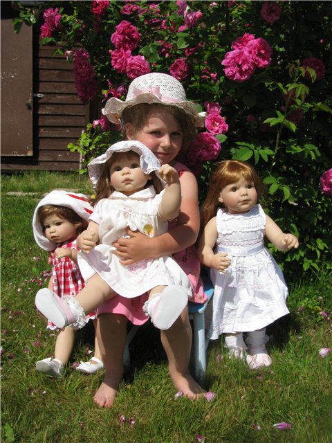 Мои лапушки на даче. Девчонки Мидлтошки на отдыхе