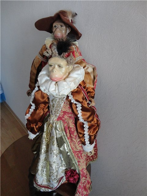 А может это снится мне?! Обезьяны-куклы в викторианских нарядах