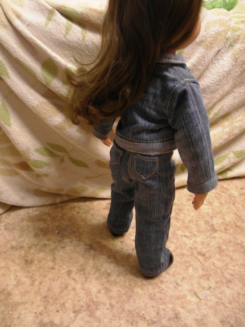 Самопальный джинсовый костюмчик для Готц (фото 7)