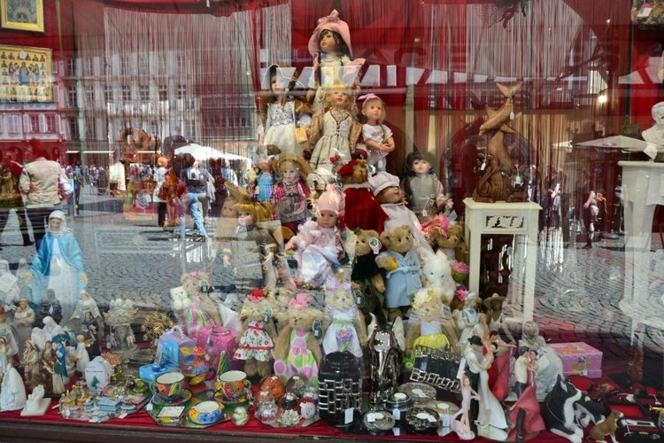 Очарование стринных французских городов