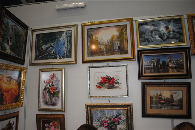 Выставка на Тишинке "Атмосфера творчества". Октябрь 2014. Пройдемся по первому этажу выставки