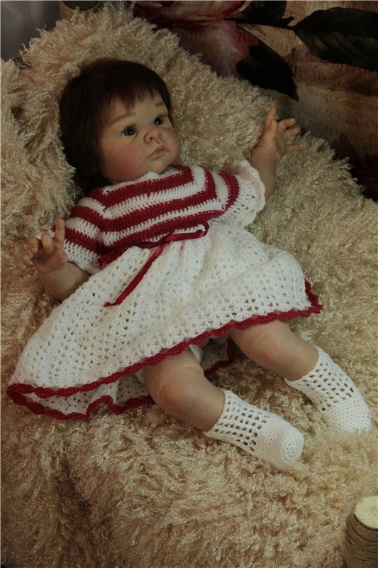 Джулия - малышка из молдика Jill от Adrie Stoete