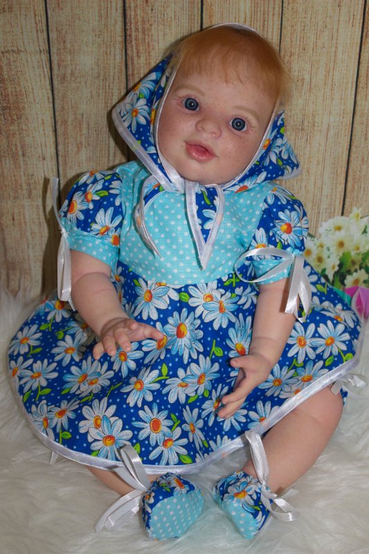 Солнечная девчушка Дуняша