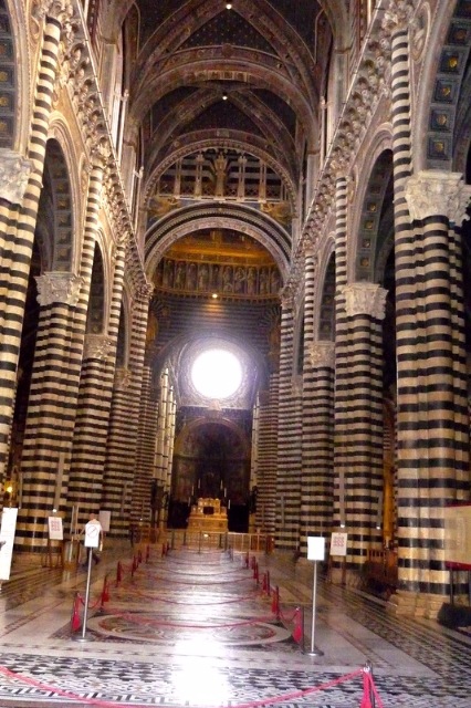 Приключения Минуш в Италии. Часть 5. Сиена. Современное средневековье