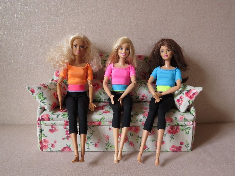 Мой первый опыт создания дивана для кукол