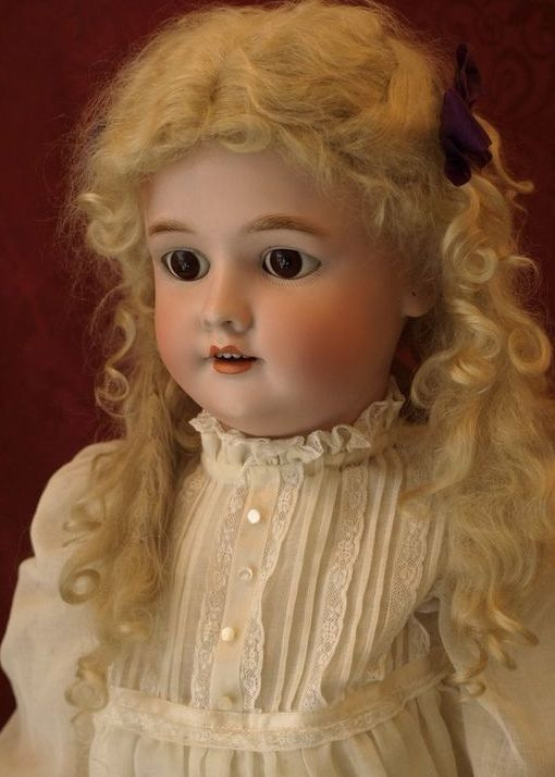 Внимание, опасный вирус — Редкие антикварные куклы и реплики: воск