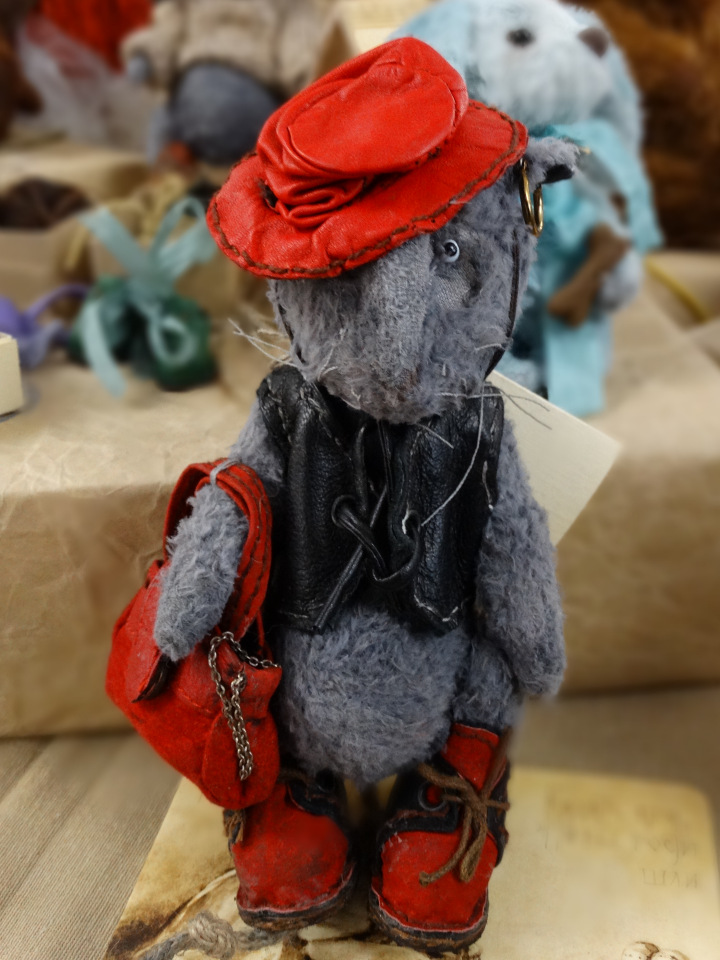 "Мишка с куклою" - замечательная выставка