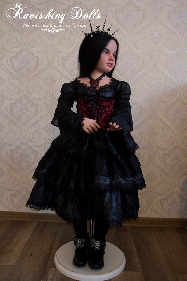 Готичная Габриэль. Gothic girl Mahafsoun
