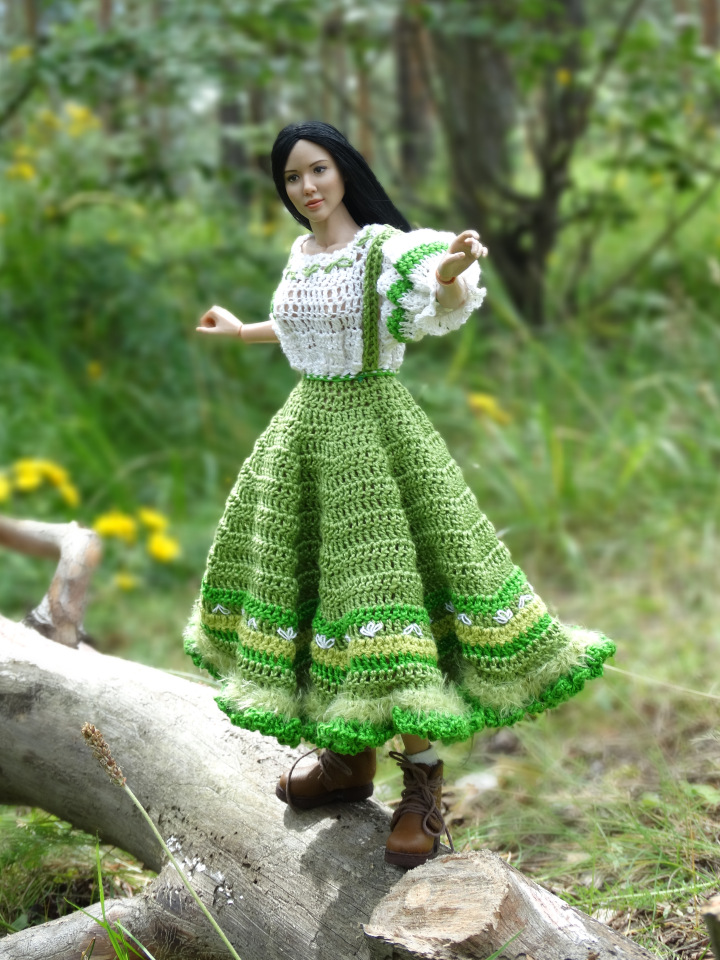 Прогулка по лесу. Шарнирная кукла от VERYCOOL | Бэйбики Прогулка по лесу. Шарнирная кукла от VERYCOOL (фото 3)