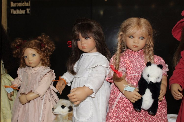 Выставка мишек, кукол и кукольной миниатюры в Голландии 2017 - часть первая