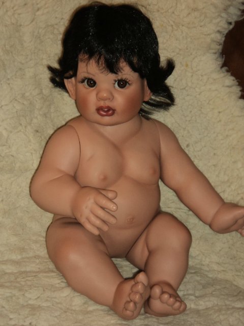 Кукла Little Beavy от FayZah Spanos