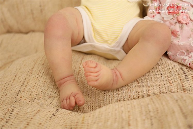 На щечке родинка, а в глазах любовь! Варенька - кукла реборн Ковылиных Светланы и Эдуарда
