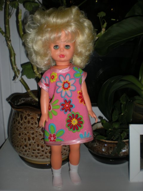 Не антикварное платье для не антикварной куклы (фото 3)