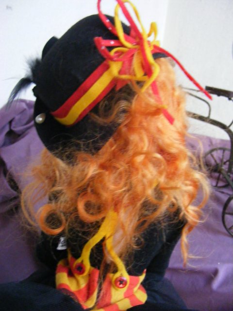 Фарфоровая кукла Zinnia автора Jan MClean, коллекция Flower Heart Collection (фото 10)