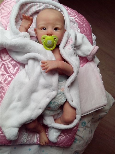 Любопытная малышка или неожиданный для меня молд