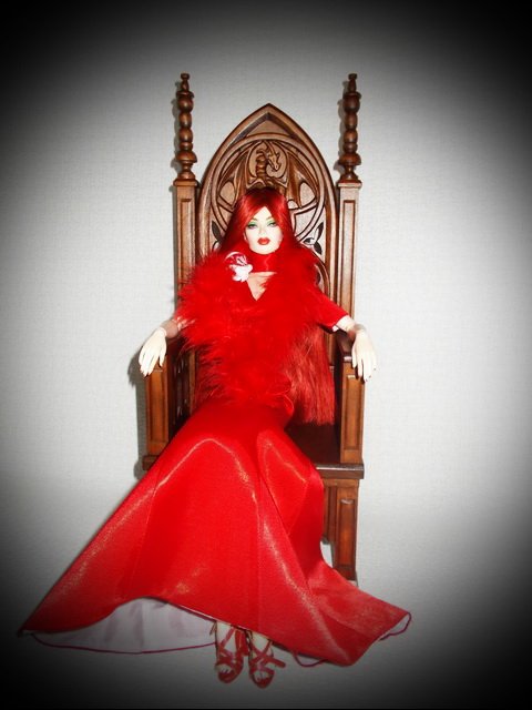 Эксклюзивная кукольная мебель в готическом стиле (фото 4)