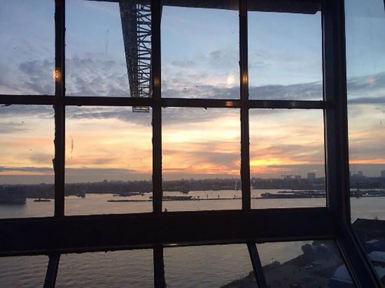 ЗАВИСНУТЬ В ВОЗДУХЕ... Oдин из самых необычных отелей в Мире, Amsterdam, Нидерланды