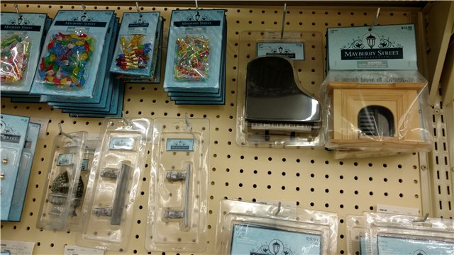 За океаном. HobbyLobby Arts & Crafts Stores
