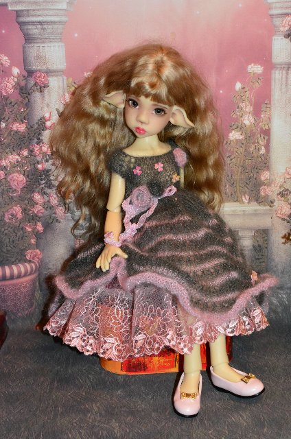 Весеннее настроение. Платья для кукол Kaye Wiggs