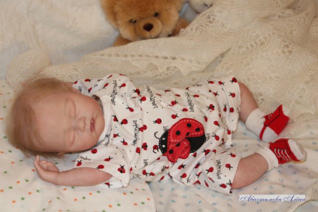 Кукла реборн Миля. Молд Sadie (фото 9)