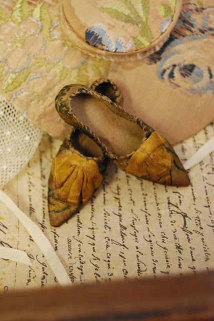 Туфли кукол Королева Анна и немного фото репродукций (фото 6)