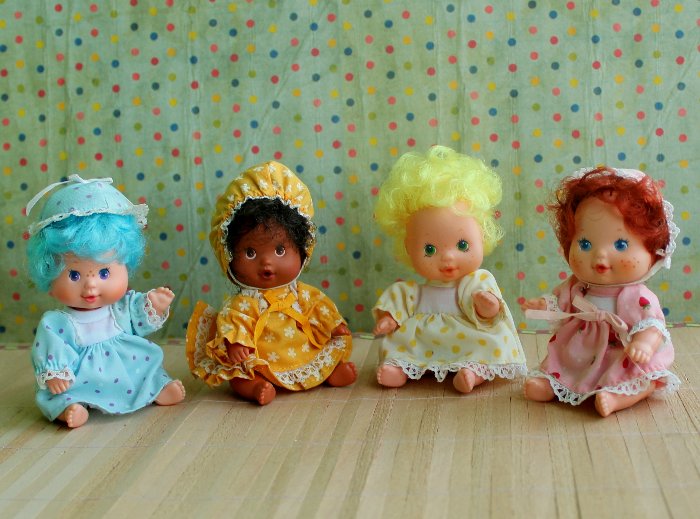 Большой мир маленьких кукол. Часть 10. Винтажные Клубнички Strawberry Shortcake | Бэйбики Большой мир маленьких кукол. Часть 10. Винтажные Клубнички Strawberry Shortcake