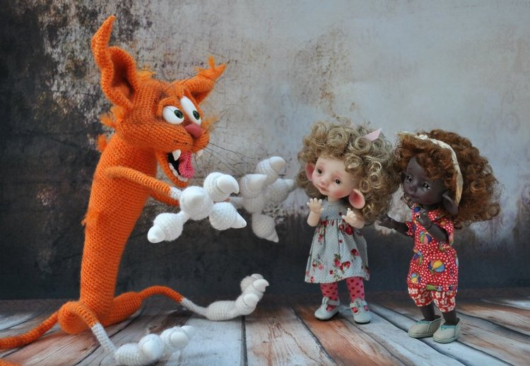 Существует ли дружба между котами и мышами? А если это мышки Никки Бритт