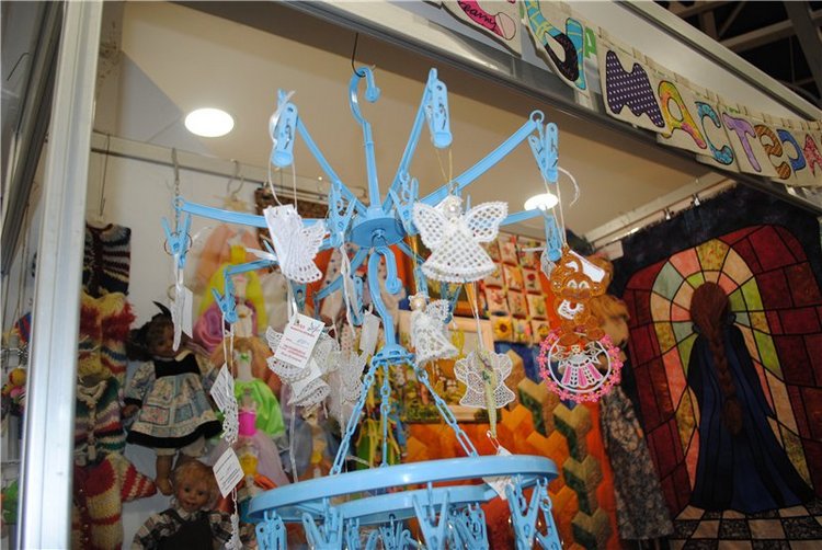 Выставка на Тишинке "Атмосфера творчества". Октябрь 2014. Начнем со второго этажа