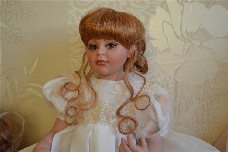 Мои Оля и Яло Fayzah Spanos... Одинаковые, но такие разные