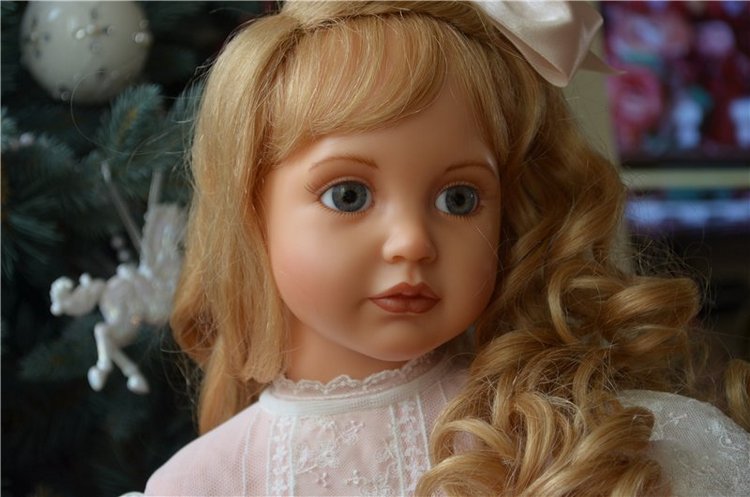 Виктория-Роуз прима классической кукольной красоты (фото 7)