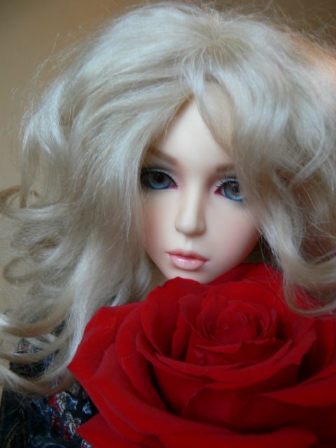 100 кадров с одного ракурса. Или бессонная ночь! Куколка Elfdoll