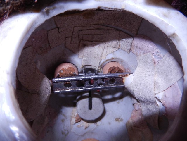 "Королева, ах, королева!" или Подскажите, знатоки антикварок, что в ней королевского